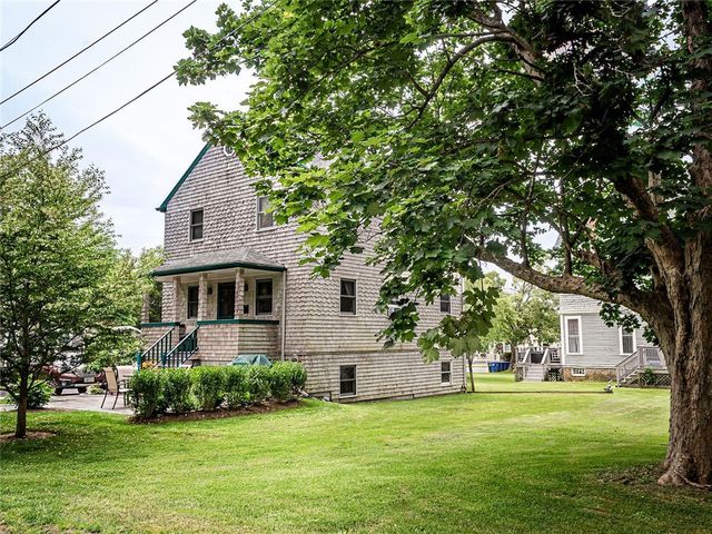 21 Annandale Terrace, Newport, RI 02840