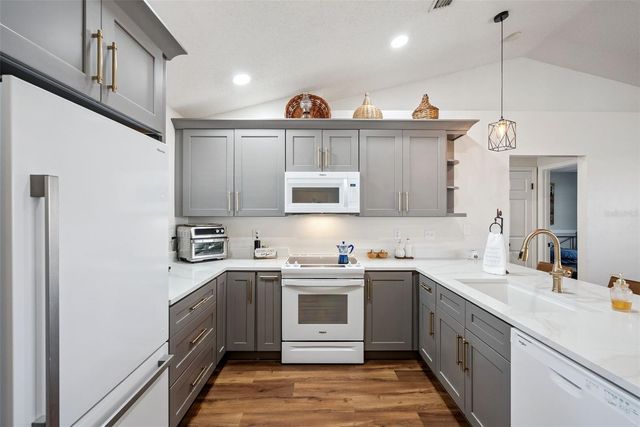 2500 COURTLAND BOULEVARD, Deltona, FL 32738