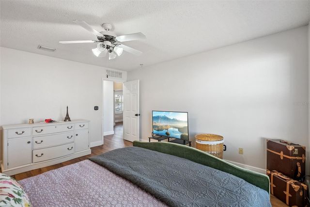 2500 COURTLAND BOULEVARD, Deltona, FL 32738