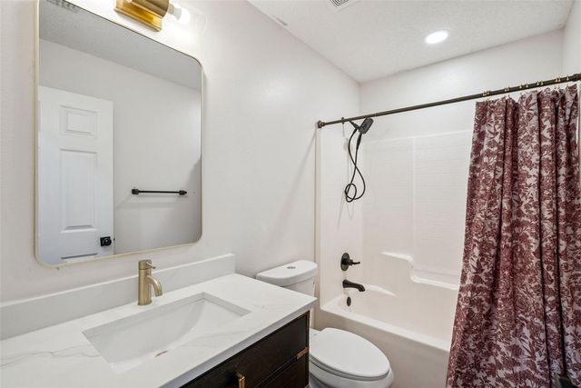 2500 COURTLAND BOULEVARD, Deltona, FL 32738