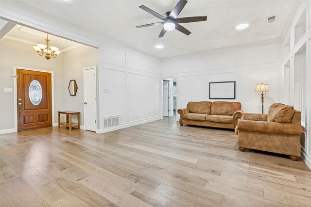 10220 Shadow Way, Dallas, TX 75243