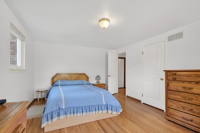 42231 Ladywood Drive, Northville, MI 48168