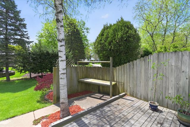 42231 Ladywood Drive, Northville, MI 48168