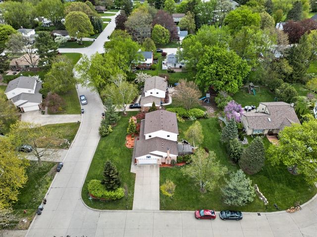 42231 Ladywood Drive, Northville, MI 48168