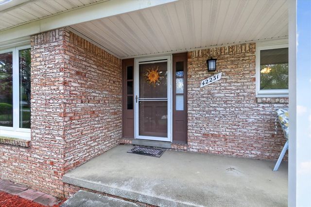 42231 Ladywood Drive, Northville, MI 48168