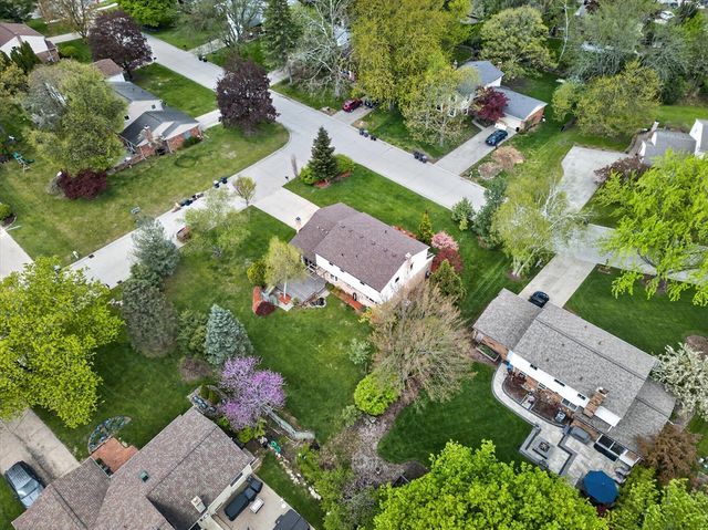 42231 Ladywood Drive, Northville, MI 48168