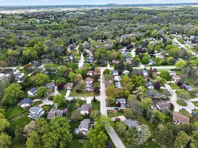 42231 Ladywood Drive, Northville, MI 48168