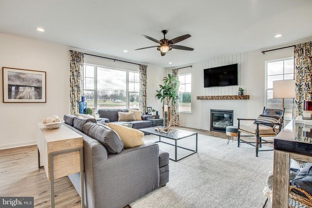 12423 JOSEPHINE LN, Fredericksburg, VA 22407