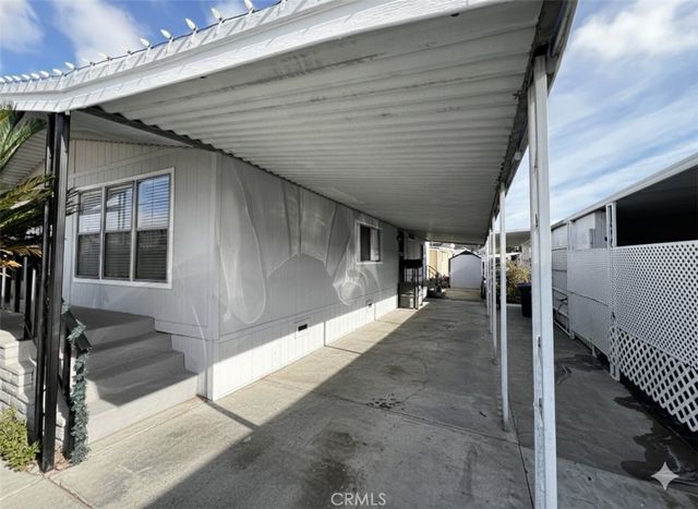 125 S De Soto Lane, Tustin, CA 92780