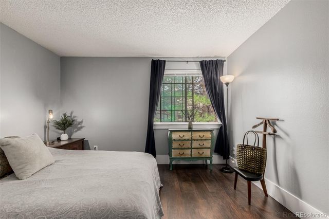 1863 S Pitkin Circle B, Aurora, CO 80017