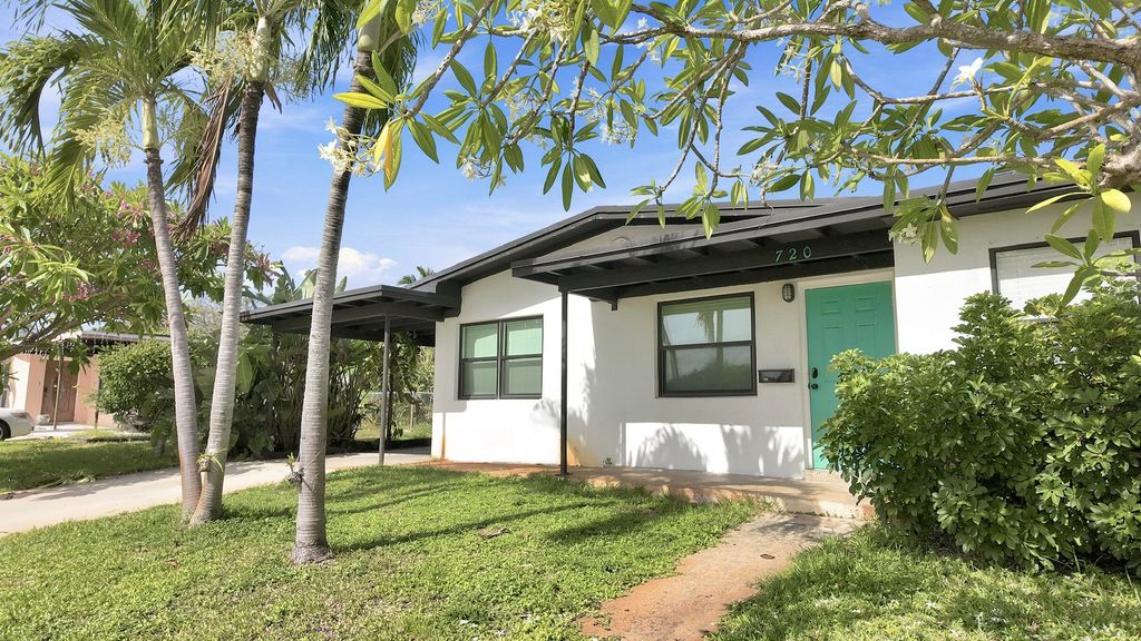 720 S 11th Street, Lantana, FL 33462