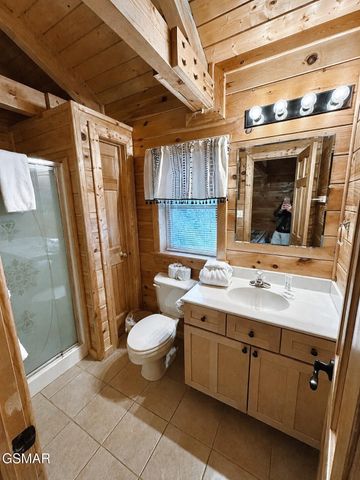 3085 Perry Circle Road, Sevierville, TN 37862