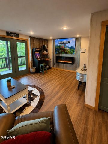 3085 Perry Circle Road, Sevierville, TN 37862