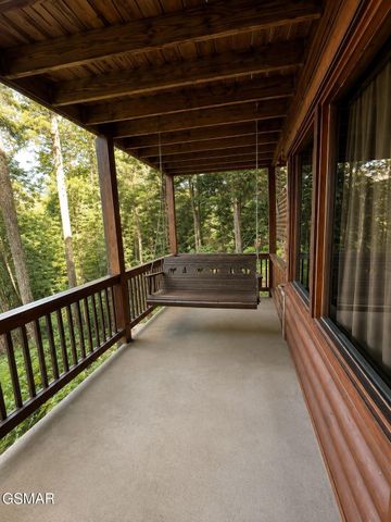 3085 Perry Circle Road, Sevierville, TN 37862
