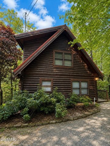 3085 Perry Circle Road, Sevierville, TN 37862