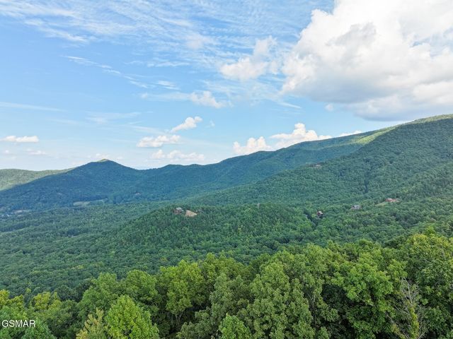 3085 Perry Circle Road, Sevierville, TN 37862