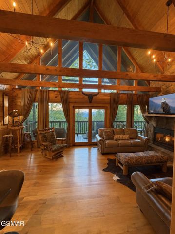 3085 Perry Circle Road, Sevierville, TN 37862
