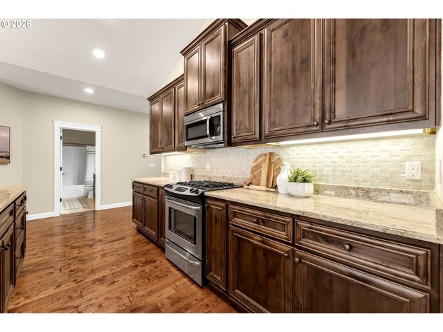 12511 Ne 23RD Ave, Vancouver, WA 98686