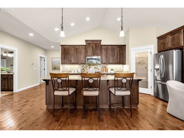 12511 Ne 23RD Ave, Vancouver, WA 98686