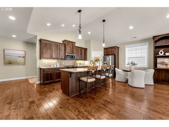 12511 Ne 23RD Ave, Vancouver, WA 98686