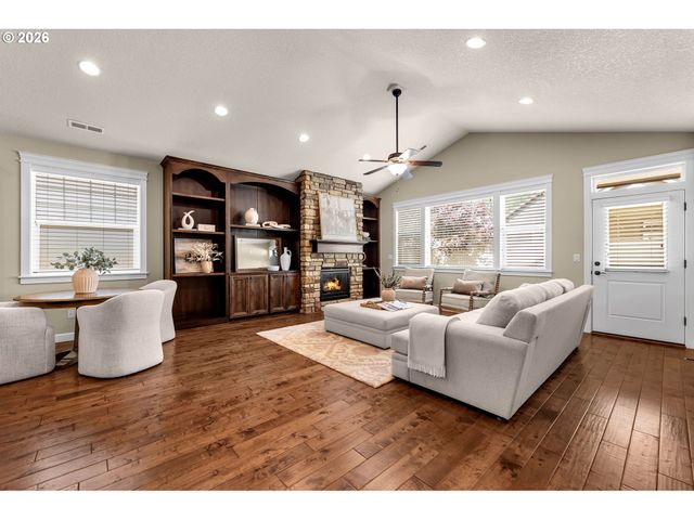 12511 Ne 23RD Ave, Vancouver, WA 98686