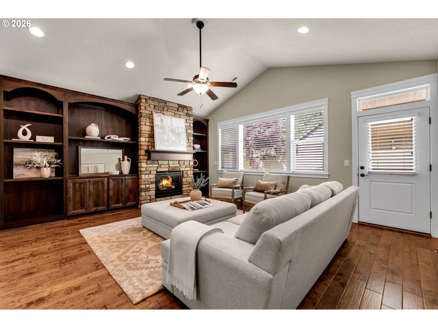 12511 Ne 23RD Ave, Vancouver, WA 98686