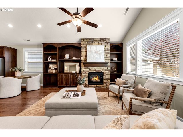 12511 Ne 23RD Ave, Vancouver, WA 98686