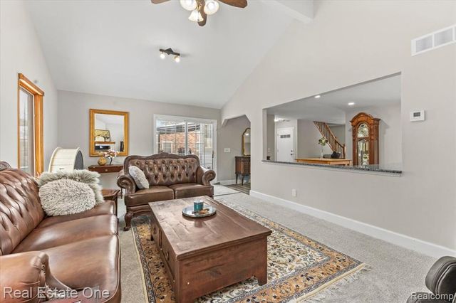 2931 Wisconsin Road, Troy, MI 48083