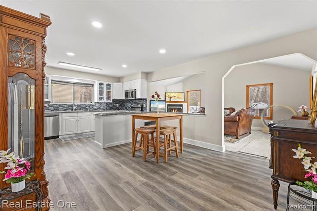 2931 Wisconsin Road, Troy, MI 48083