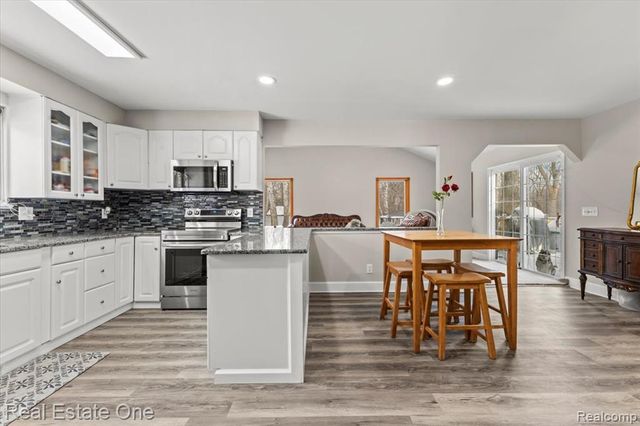 2931 Wisconsin Road, Troy, MI 48083