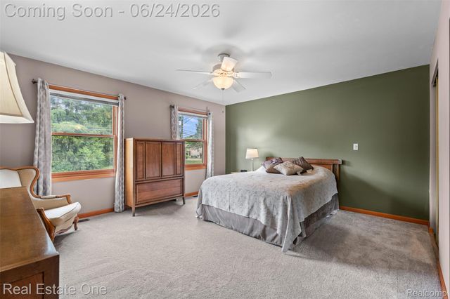 20920 McKishnie Street, Clinton Charter Township, MI 48035