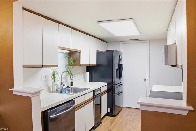 411 Turnbridge CLS, Virginia Beach, VA 23452