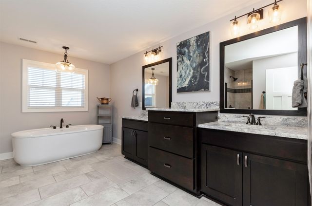 17454 Aurora Drive, Clive, IA 50325