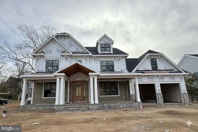 5900 SONOMA RD, Bethesda, MD 20817