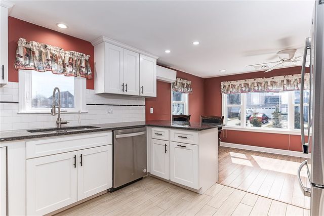 121 Tupelo Road, South Kingstown, RI 02879