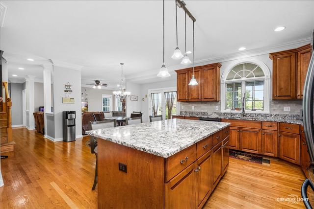 40W850 Stonecrest Drive, Elgin, IL 60124
