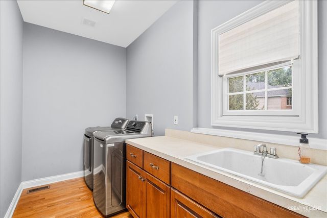 40W850 Stonecrest Drive, Elgin, IL 60124