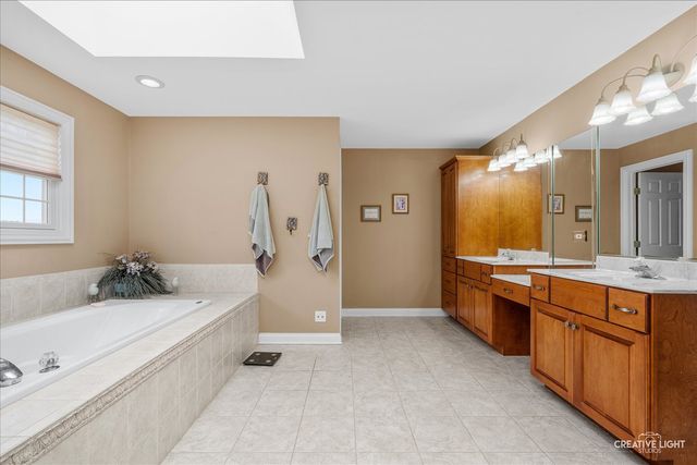 40W850 Stonecrest Drive, Elgin, IL 60124