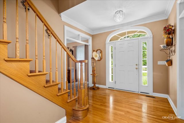 40W850 Stonecrest Drive, Elgin, IL 60124