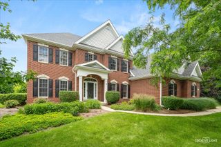 40W850 Stonecrest Drive, Elgin, IL 60124