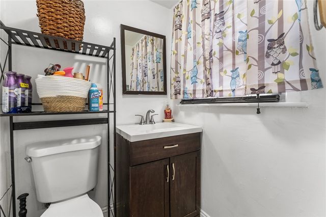 489 Benefit Street, Pawtucket, RI 02861