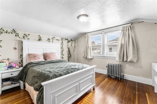 489 Benefit Street, Pawtucket, RI 02861