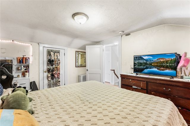 489 Benefit Street, Pawtucket, RI 02861