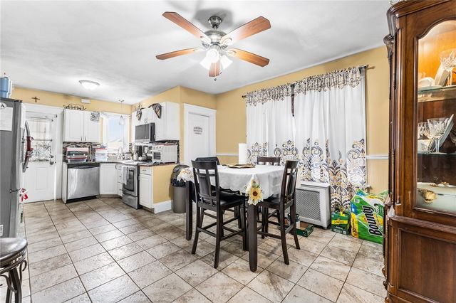 489 Benefit Street, Pawtucket, RI 02861