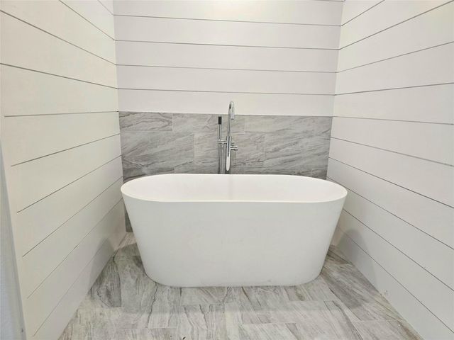 12809 Andromeda Ct, Willis, TX 77318