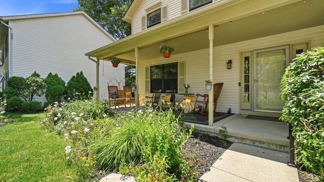 351 Mulberry Way W, Westerville, OH 43082