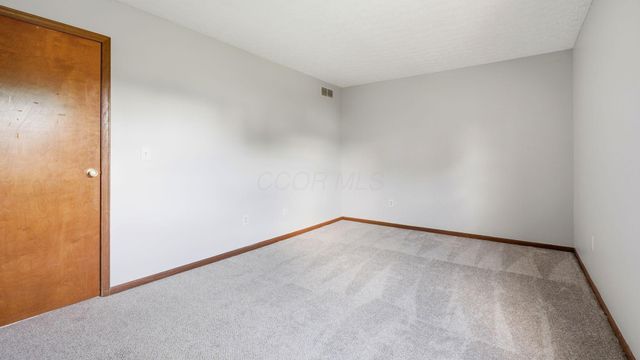 351 Mulberry Way W, Westerville, OH 43082