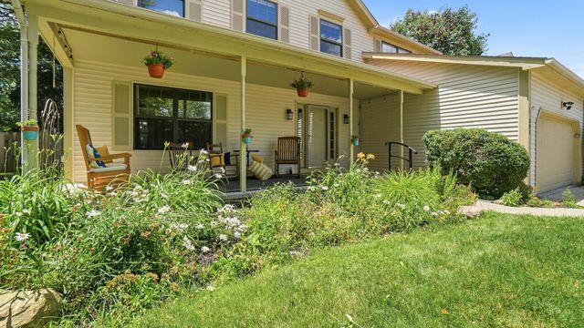 351 Mulberry Way W, Westerville, OH 43082