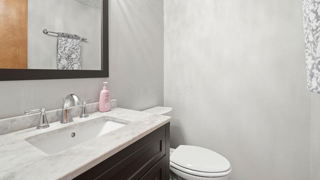 351 Mulberry Way W, Westerville, OH 43082