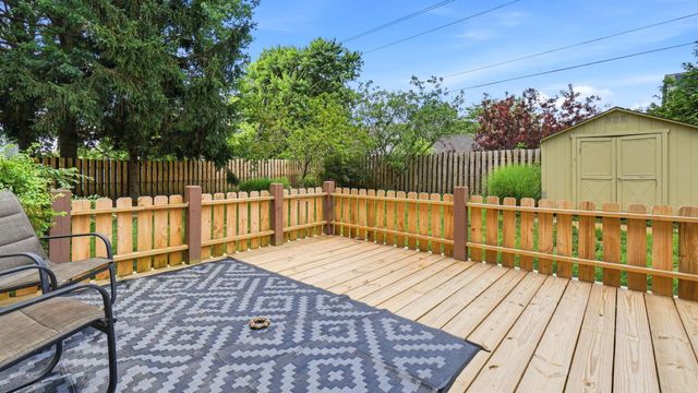 351 Mulberry Way W, Westerville, OH 43082